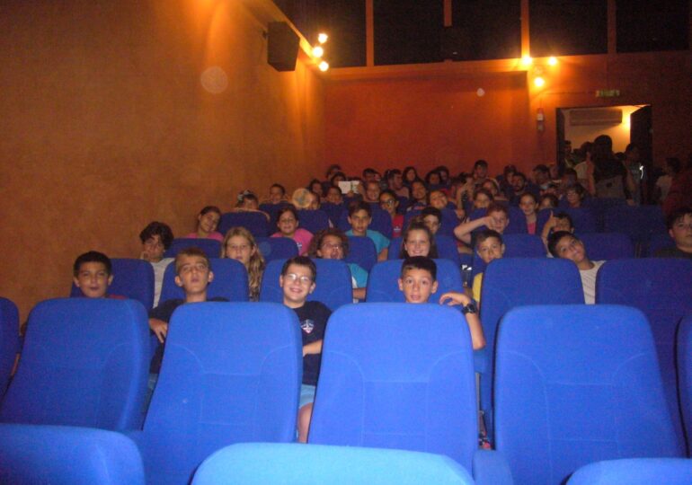 Παρακολούθηση ταινίας από μαθητές της Ε΄ & Στ΄ τάξης στο πλαίσιο του Animasyros